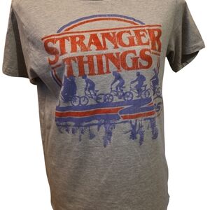 Junior Netflix Stranger Things XL Grey Short Sleeve Tshirt '85 Bicycle Silhoutte